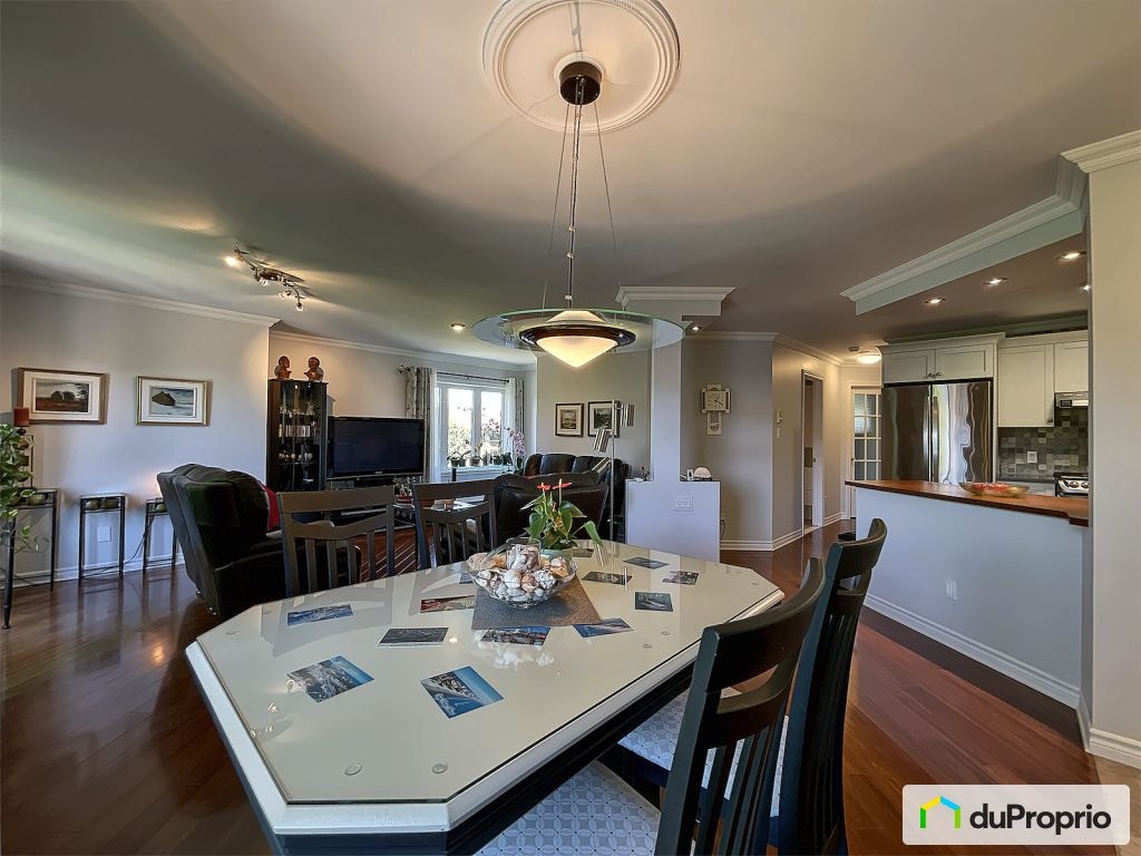 $379,500 - Condominium for sale — photo 1