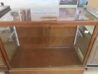 Counter Store Display Case 24" w x 39" x 48" L