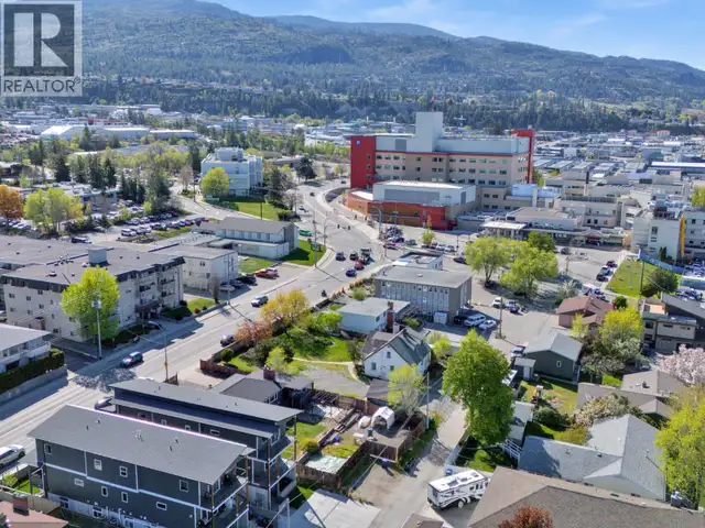 1471 & 1473 Government Street Penticton, British Columbia in Land for Sale in Penticton - Image 10
