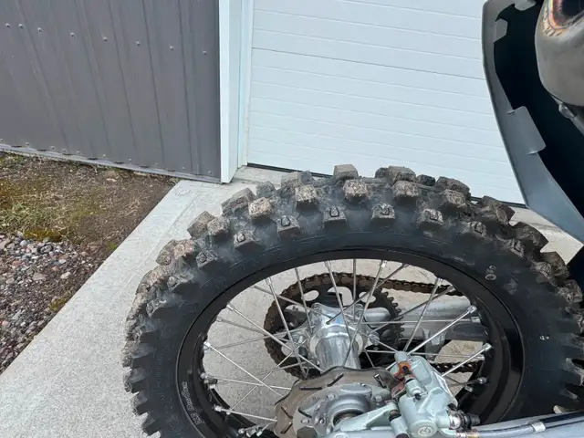 2023 HUSQVARNA CF 250 ELEC START in Touring in Pembroke - Image 6