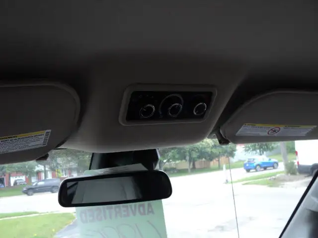 2022 Chevrolet Express 2500 LT RWD 6.6L8cylGas 12Passenger 135"W in Cars & Trucks in Brantford - Image 22