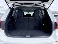 Crowfoot Hyundai, AMVIC Licensed Dealer Mileage: 111,986 km History: No accidents Pack up the whole... (image 9)