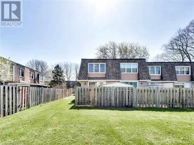 153 LIMERIDGE Road W Unit# 16 Hamilton, Ontario in Condos for Sale in Hamilton - Image 27