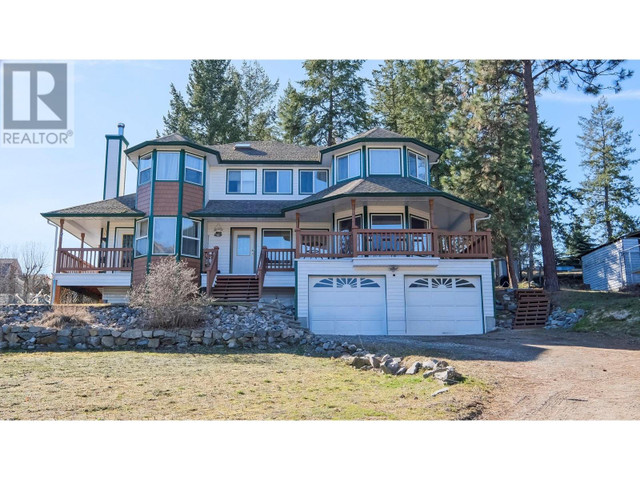 2075 Amundsen Road Lake Country, British Columbia in Houses for Sale in Penticton - Image 2