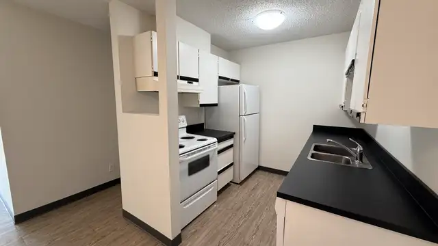 Classic 2 Bed 1 Bath - Spacious - HEAT INCLUDED starts at $1495628637742309151212