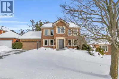 Welcome to 41 Tinatawa Crt in Kitchener, a well maintained 4+1 bedroom, 3.5 bathroom two-storey home...