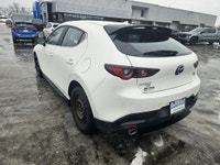 Jamais accidenté, 1 propriétaire. Nos véhicules sont inspectés. Financement 1ère, 2e et 3e chance au... (image 2)