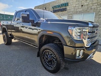 2022 GMC SIERRA 3500 DENALI ONE OWNER, NO ACCIDENTS, NO CLAIMS. QualiTee Motors offers the highest q... (image 3)