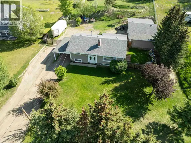 5665 HORSE LAKE ROAD 100 Mile House, British Columbia in Houses for Sale in 100 Mile House - Image 16
