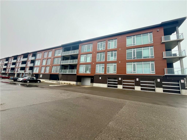 38 HARBOUR Street, Unit #206 Port Dover, Ontario in Condos for Sale in Norfolk County - Image 2