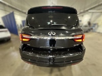 Westridge GMC *Elegantly expressive, this 2023 INFINITI QX80 turns even the most discerning heads. W... (image 4)