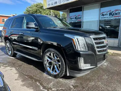 2017 Cadillac Escalade Premium Luxury 7 PASSAGERS DVD TOIT OUVRANT BANC CHAUFFANT ET CLIMATISER CAME...