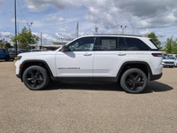 The new 2025 Jeep Grand Cherokee Altitude combines rugged capability, advanced technology, and refin... (image 2)