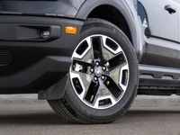 CARGET AUTOMOTIVE is thrilled to offer this 2024 Ford Bronco Outer Banks, a stylish off-road SUV tha... (image 2)