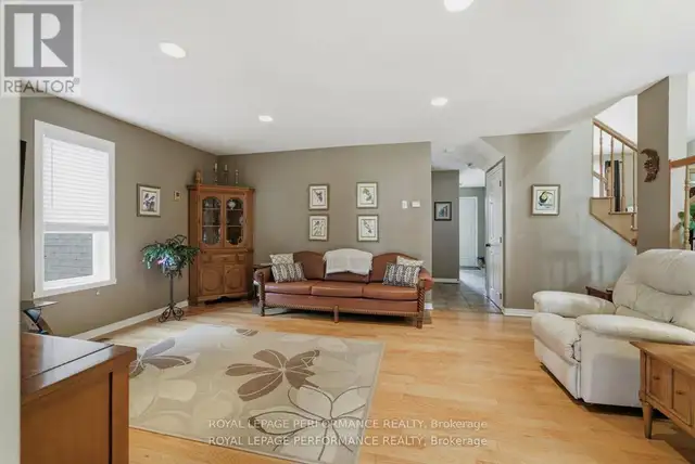 18353 LANA DRIVE South Glengarry, Ontario in Houses for Sale in Cornwall - Image 17