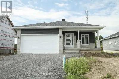 **HOUSE TO BE BUILT** The Monarch model features a well-designed floor plan. The open concept allows...