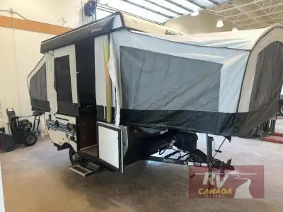 Please Call Us At 613.851.7326 with any questions? This Jay Series Sport 8SD folding pop-up camper o...