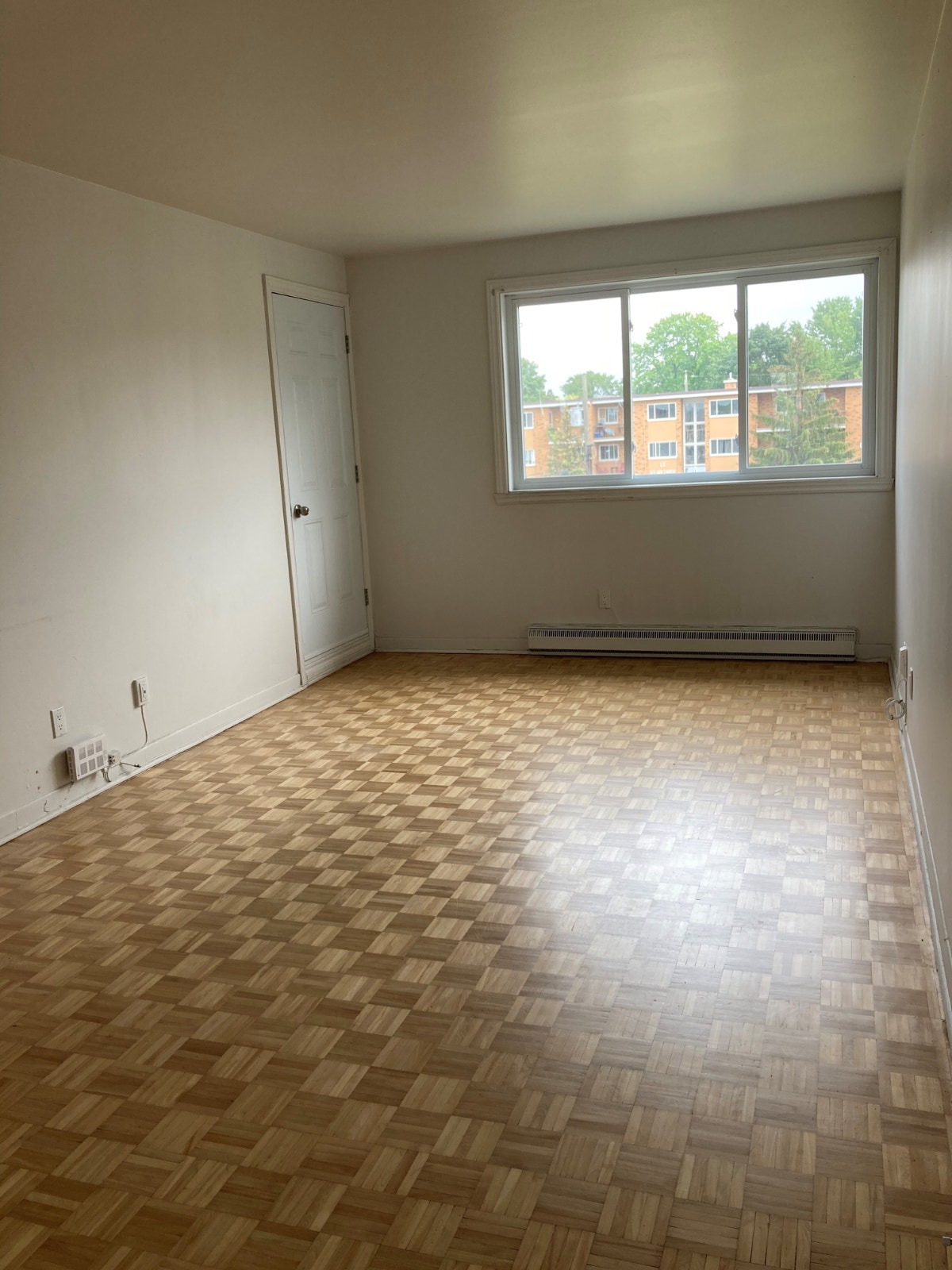 TOUT INCLUS! 4 1/2 à Ste-Foy *Ave Bourgogne* Libre Maintenant — photo 3