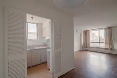 one-bedroom apartment near Concordia - ID 1391