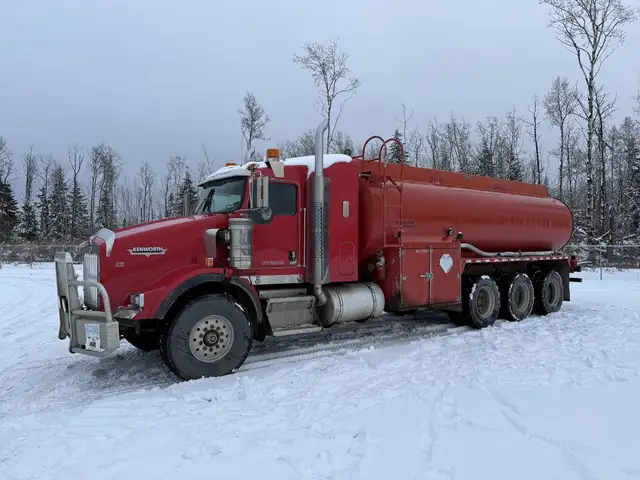 2006 KENWORTH T800 in Heavy Trucks in Saskatoon - Image 2