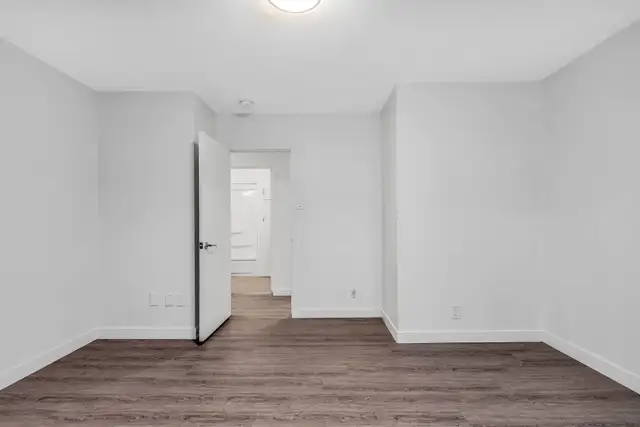 3 Bedroom Townhouse - 700 Gladmer Pk. in Long Term Rentals in Regina - Image 10