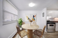 Minutes from Homer Watson Blvd and Blockline Road, Kingswood Estates is located in an excellent Kitc... (image 3)