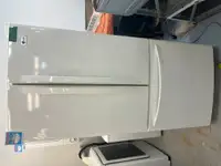 3209-Réfrigérateur LG blanc portes française white french doors
