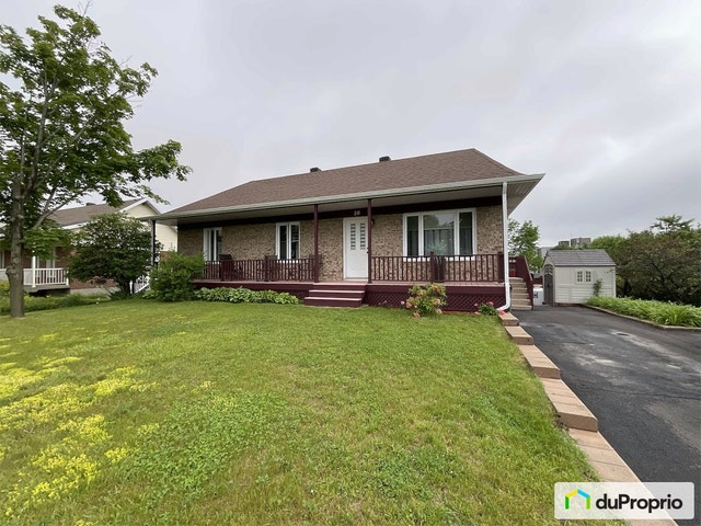 $609,000 - Triplex for sale in Levis — photo 1