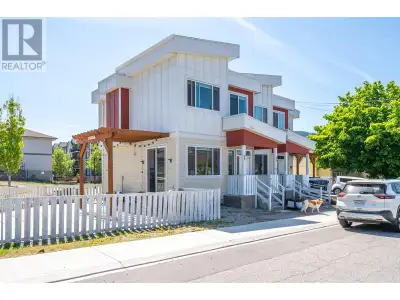 High-end 3-bedroom, 1.5-bath townhouse with a spacious side yard, just minutes from Downtown, hospit...