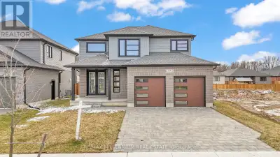 176 FOXBOROUGH PLACE Thames Centre (Thorndale), Ontario