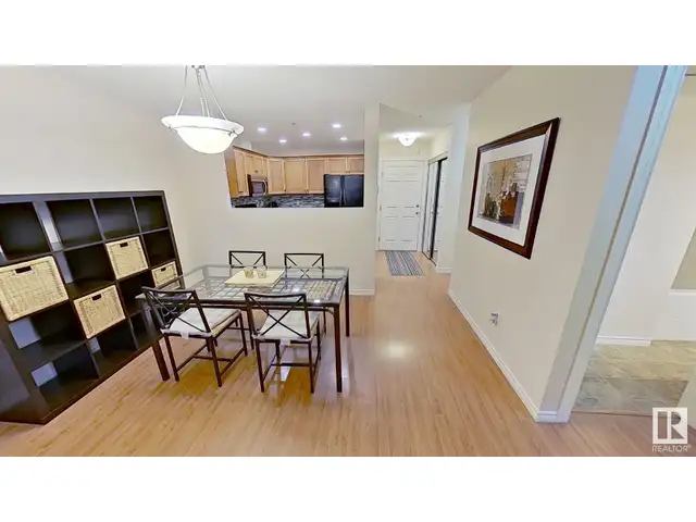 #119 12110 106 AV NW NW Edmonton, Alberta in Condos for Sale in Edmonton - Image 11