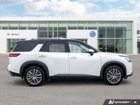 * Intelligent 4WD with a 7-position Drive and Terrain Mode Selector for modes like Standard, Sport,... (image 5)