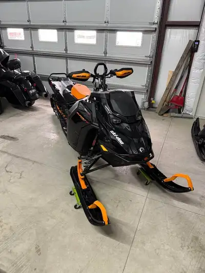APPLY NOW: https://www.ridecollective.ca/get-pre-approved 2024 SKI-DOO SUMMIT X EXPERT 850 TURBO R 8...