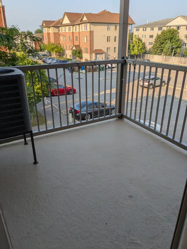 2 BEDROOM PLUS DEN FOR RENT in Long Term Rentals in Ottawa - Image 4