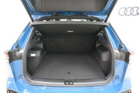 DEMO with only 3,100 KM! The all-new 2025 VW Tiguan has been completely re-imagined with sporty, eye... (image 8)