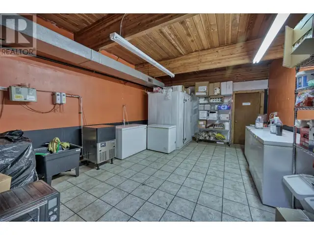 8143 MAIN Street Osoyoos, British Columbia in Commercial & Office Space for Sale in Penticton - Image 26