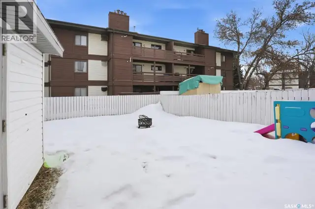 114 - 116 Barber CRESCENT Saskatoon, Saskatchewan in Houses for Sale in Saskatoon - Image 36