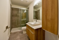 Renovated Akelius one bedroom apartment for rent. Located near Sauvé in the Ahuntsic neighborhood, M... (image 2)