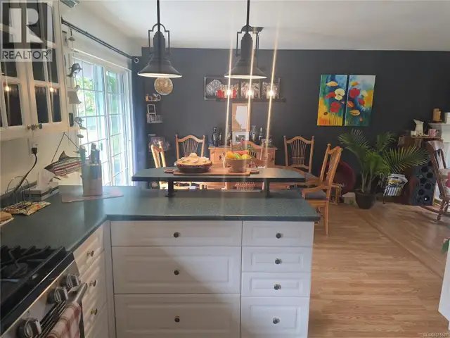 170 Seaview St Sayward, British Columbia in Houses for Sale in Campbell River - Image 32