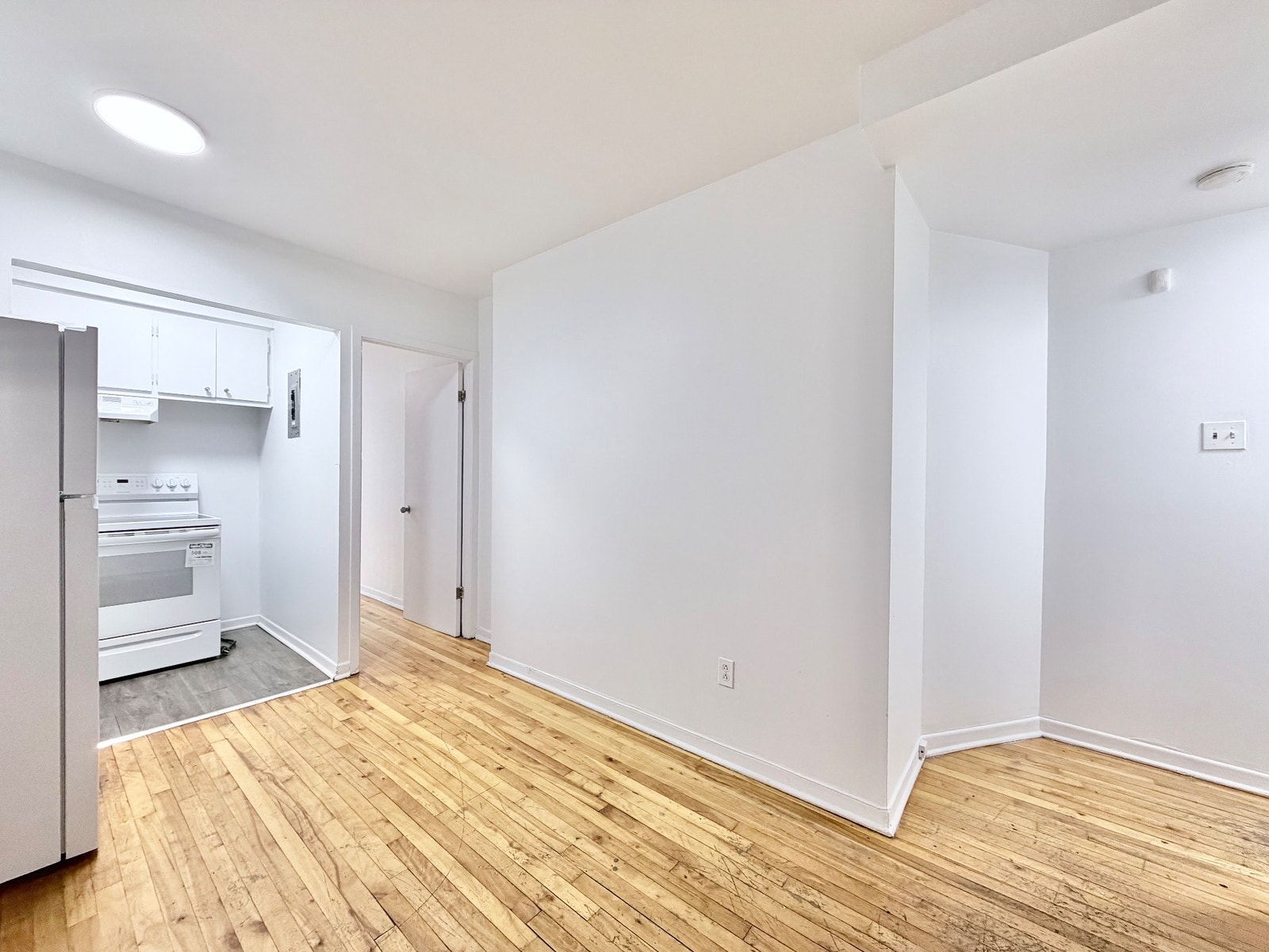8030 St-Denis — photo 1