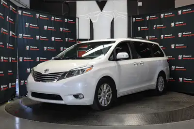 Special Finance Price: $26,999 | Cash Price: $28,499 2017 Toyota Sienna Limited – Premium Leather In...
