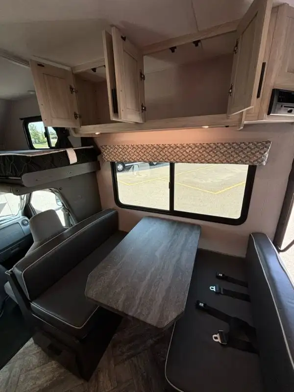 2023 Forester 3251 CD in RVs & Motorhomes in Laval / North Shore - Image 37