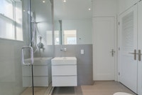 Akelius one bedroom apartment for rent. Located near Du Fort in the Downtown - Guy Concordia neighbo... (image 6)