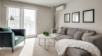 Broadstreet's Bridgerock Terrace offers 2 bedroom pet friendly apartments for rent in the beautiful... (image 3)