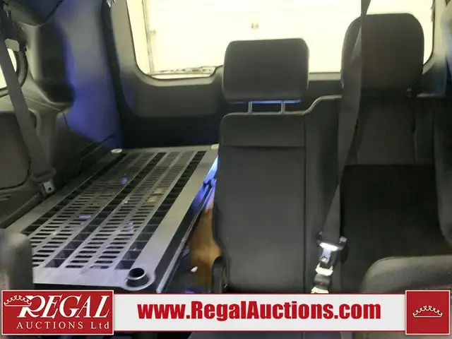 2020 DODGE GRAND CARAVAN PREMIUM PLUS in Cars & Trucks in Calgary - Image 9