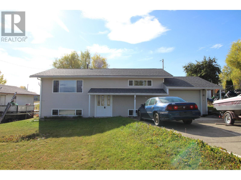 3 MCDONALD AVENUE Granisle, British Columbia Houses for Sale