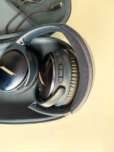 -World class noise cancellation technology by Bose -brand new ear piece newly installed (receipt ava...