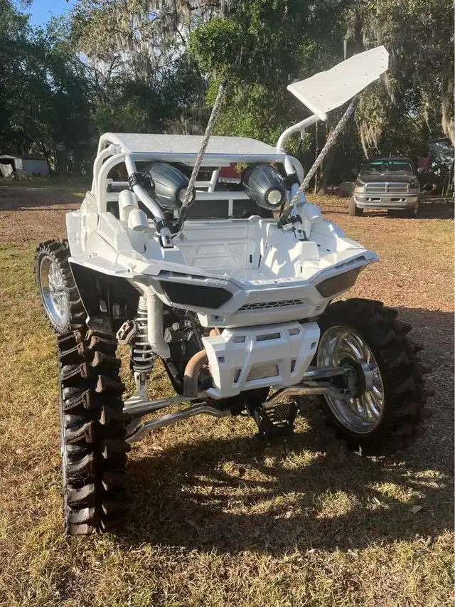 2017 POLARIS RZR 1000 CUSTOM 1000CC-WHITE! in ATVs in Dartmouth - Image 8