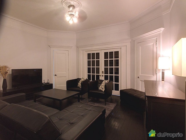 $679,000 - Condominium in Ville-Marie (downtown, old Mtl) — photo 2