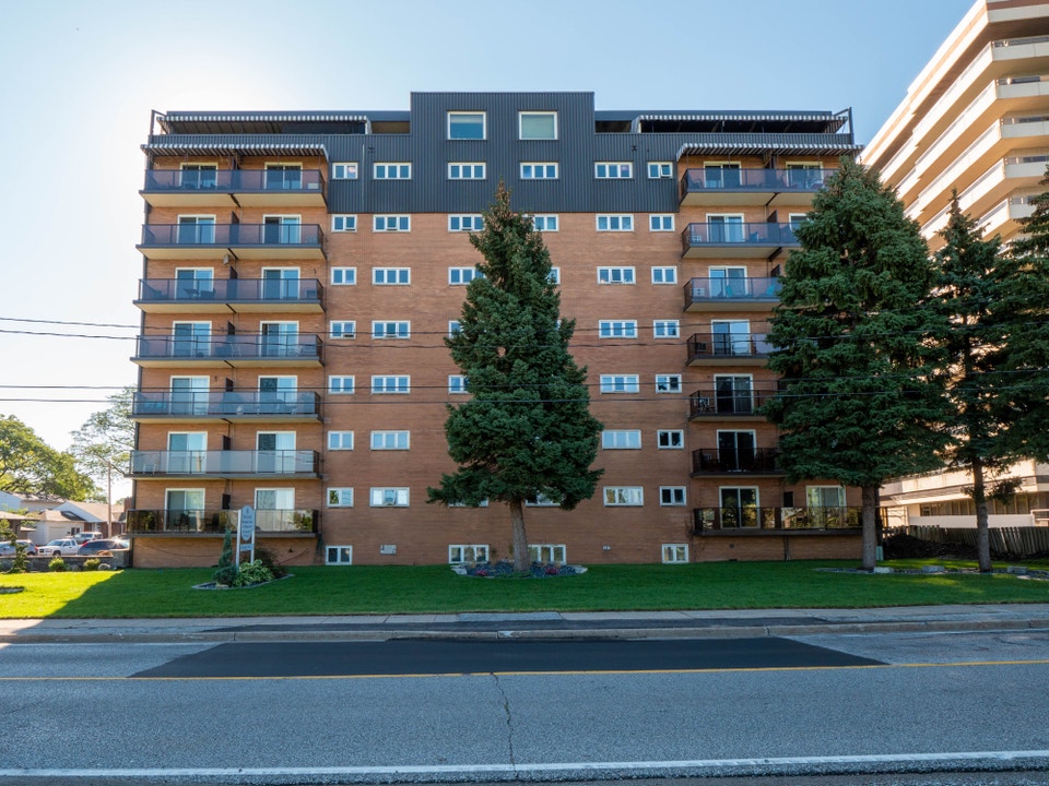 Buckingham Tower Apartments - 2 Bedroom, 1 Bath Apartment for Re 2